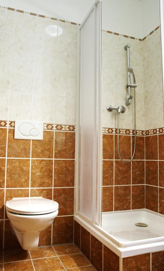 Vila Bellevue Luhacovice Luaran gambar