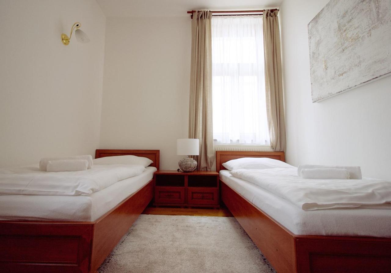 Vila Bellevue Luhacovice Luaran gambar